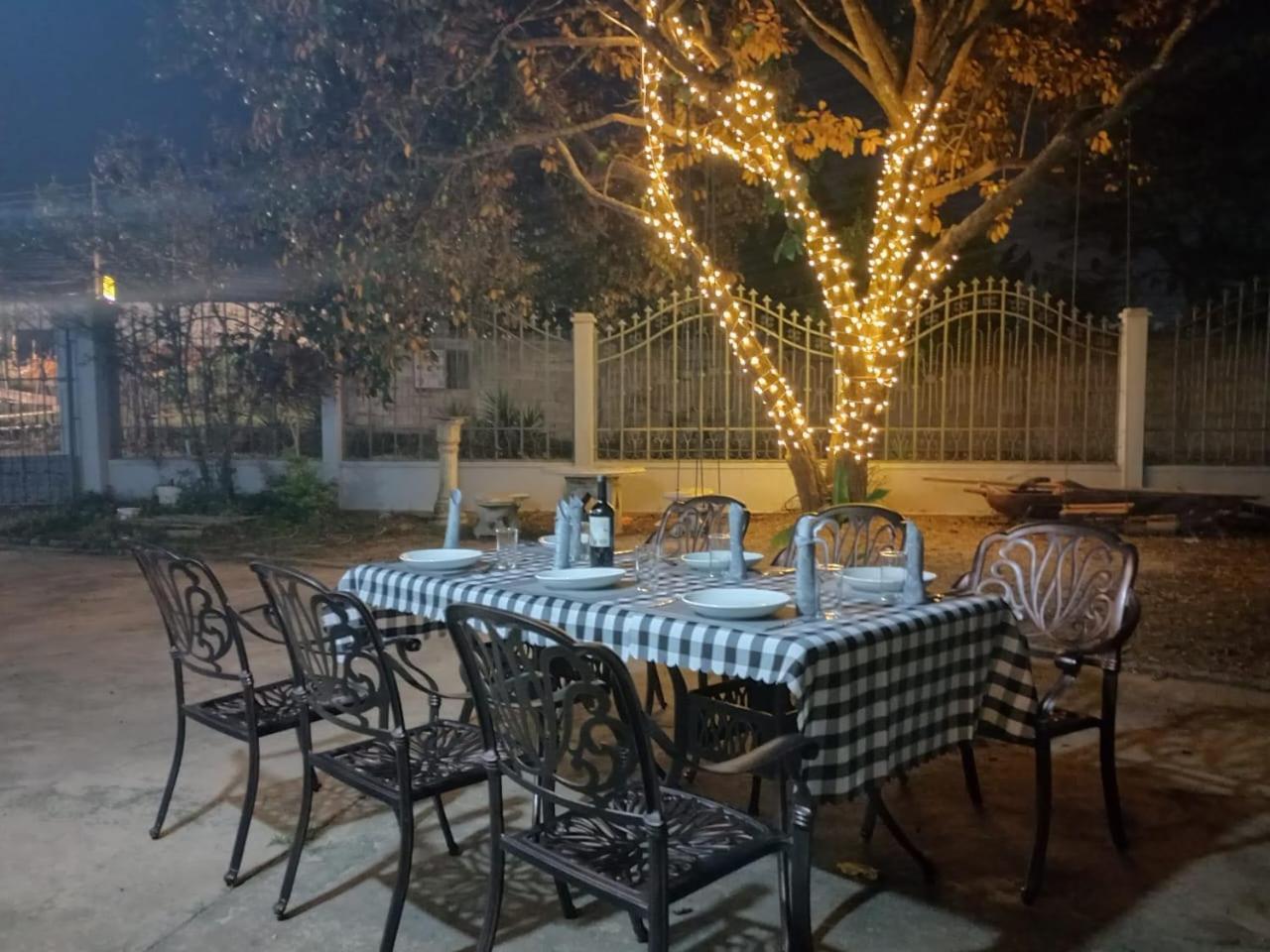 Sipanya Guesthouse Muang Phônsavan Dış mekan fotoğraf