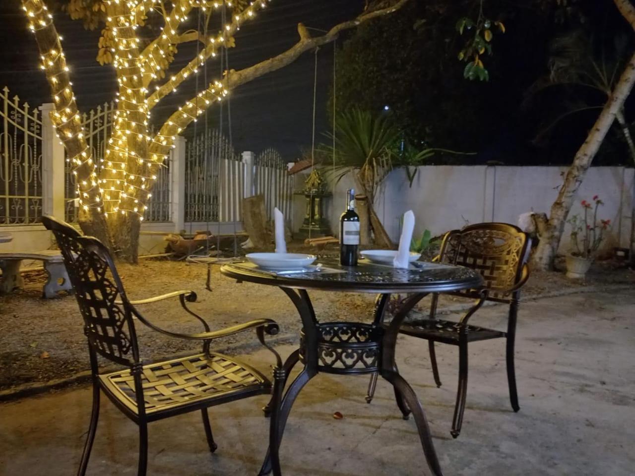 Sipanya Guesthouse Muang Phônsavan Dış mekan fotoğraf