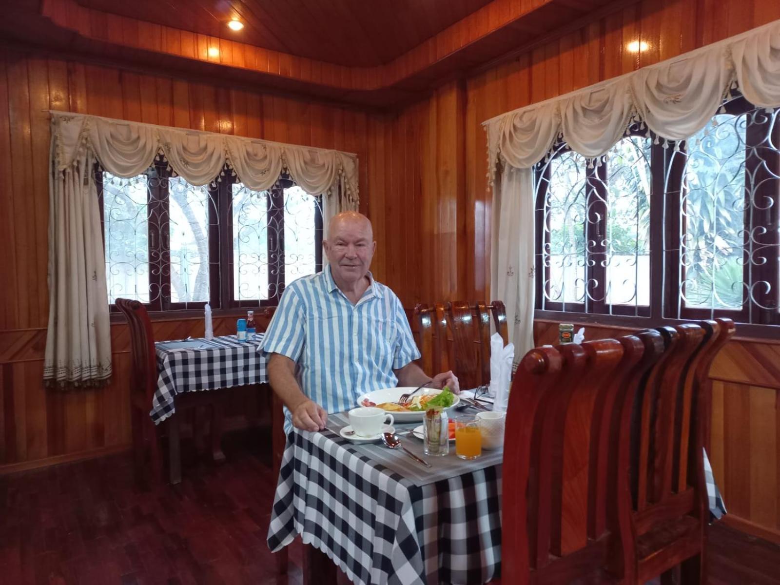 Sipanya Guesthouse Muang Phônsavan Dış mekan fotoğraf
