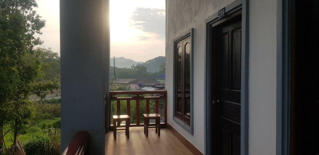 Sipanya Guesthouse Muang Phônsavan Dış mekan fotoğraf